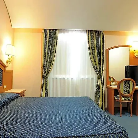 Hotel La Bella Venere Hotel 3*